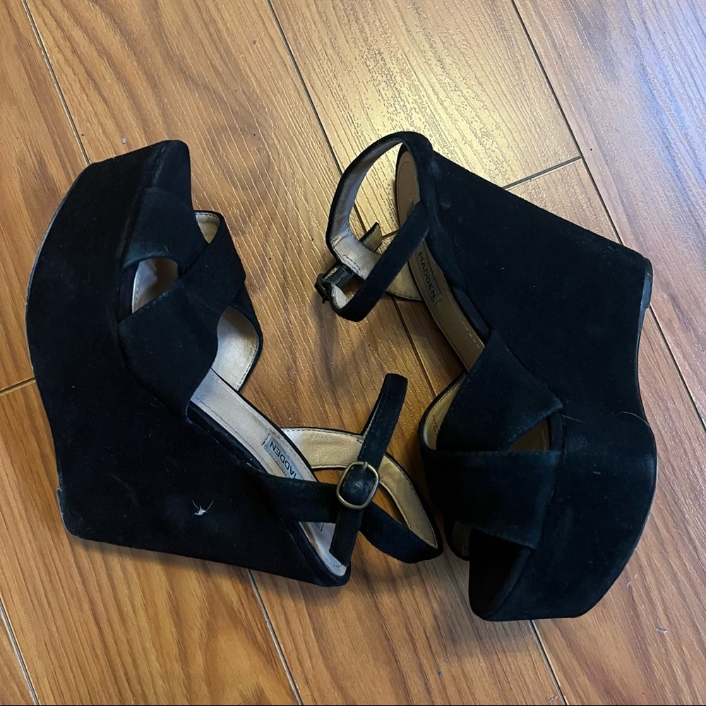 Steve Madden Suede Westii Platform Wedges Sz 7